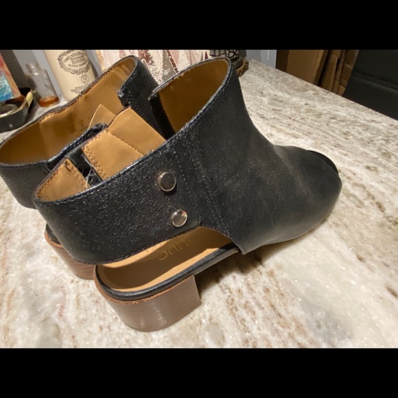 Genuine Leather Slide Pumps - Picture 5 of 5